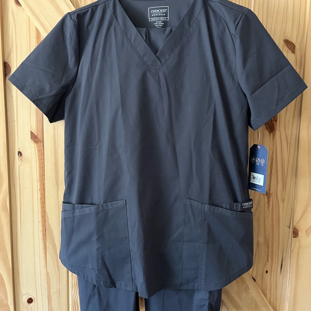 Set: Cherokee Scrubs M Top SP Pants